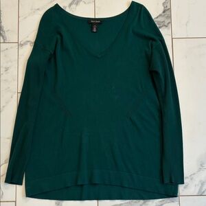 White House Black Market Emerald Green V-Neck Sweater
